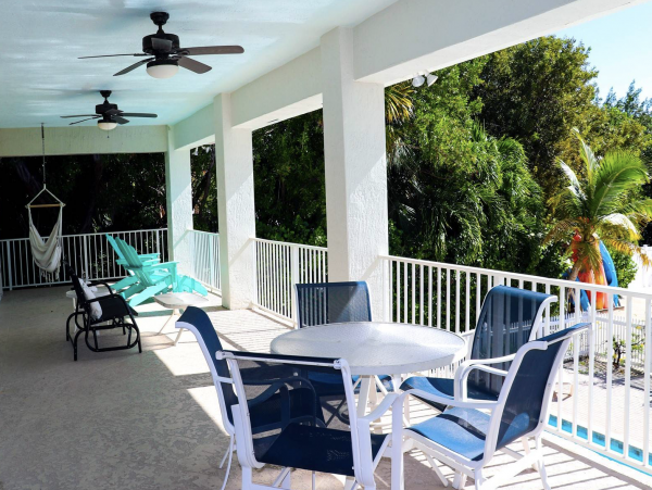 Islamorada 3 Bedroom Beach Vacation Pool Home Sleeps 8